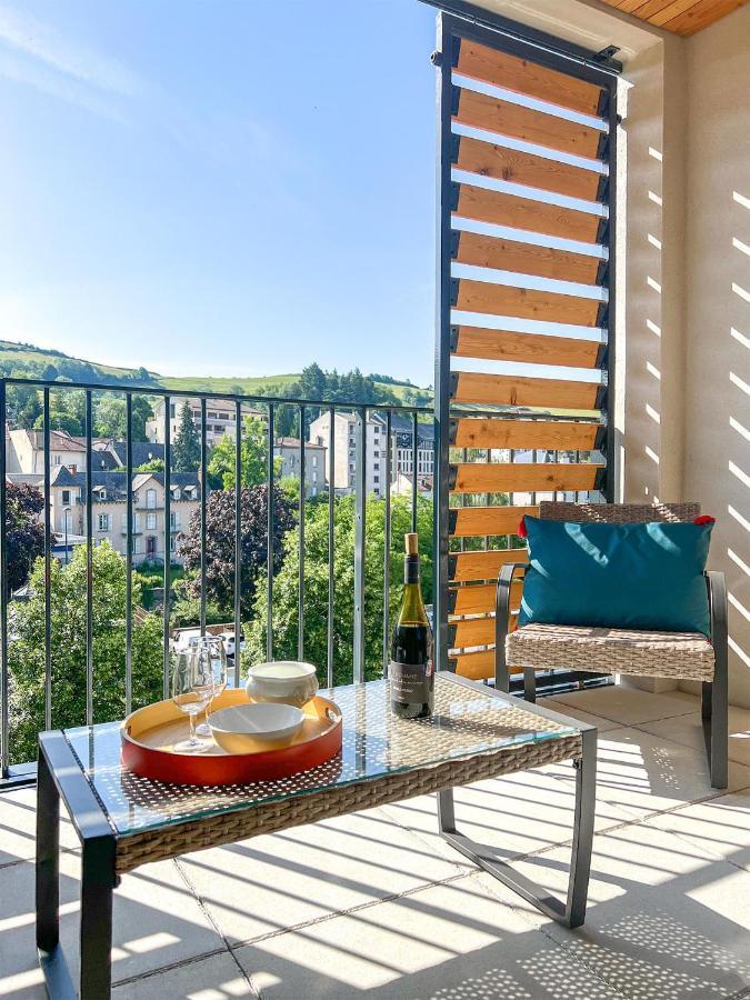 Apartament Le Frere Charmes Aurillac Zewnętrze zdjęcie