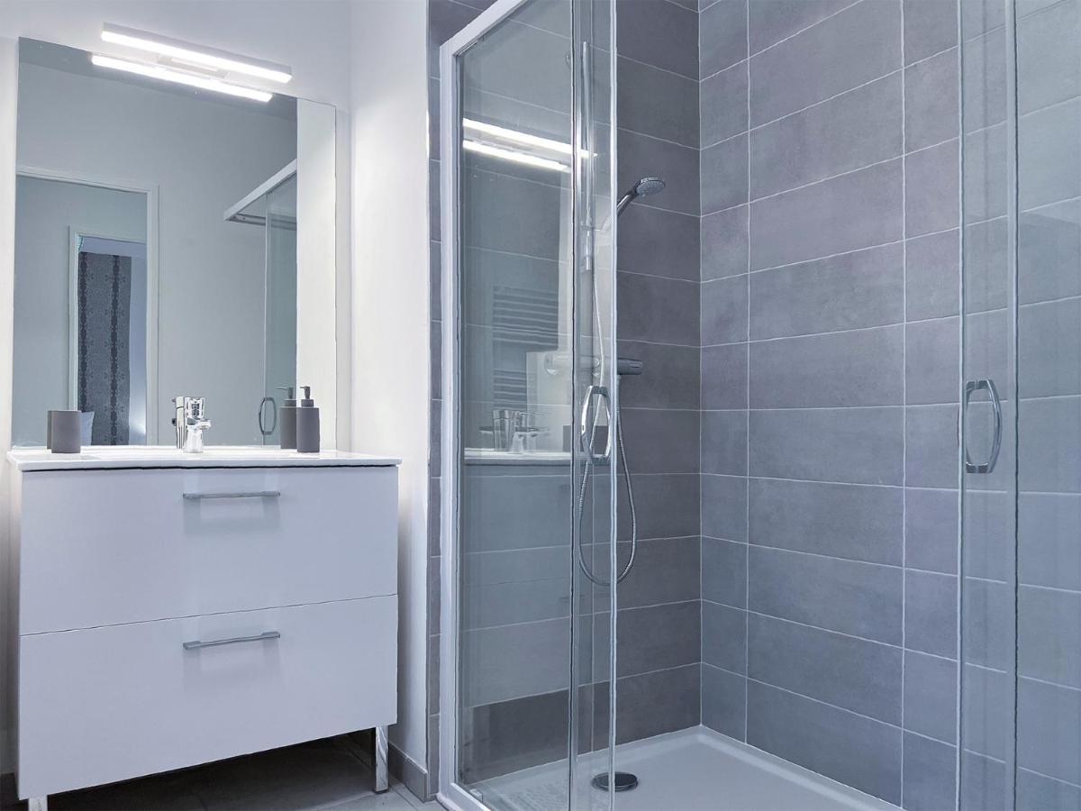 Apartament Le Frere Charmes Aurillac Zewnętrze zdjęcie